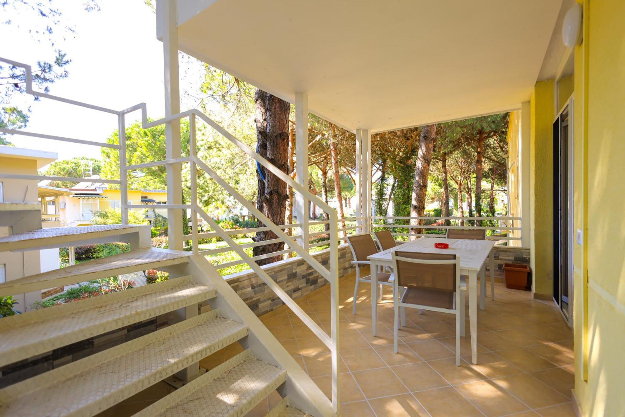 Grandstay Villa Perla Resort Durrës Kültér fotó