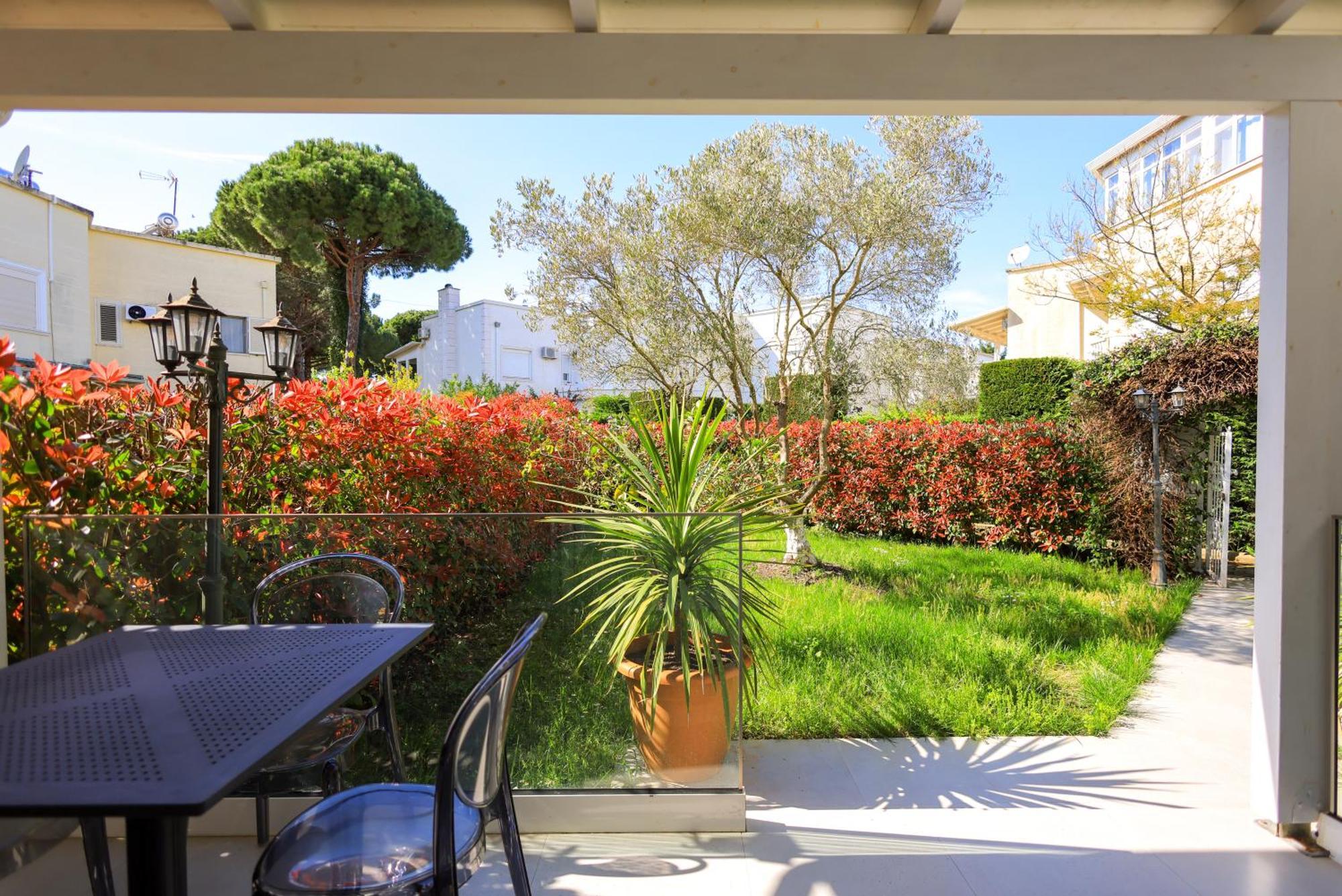 Grandstay Villa Perla Resort Durrës Kültér fotó